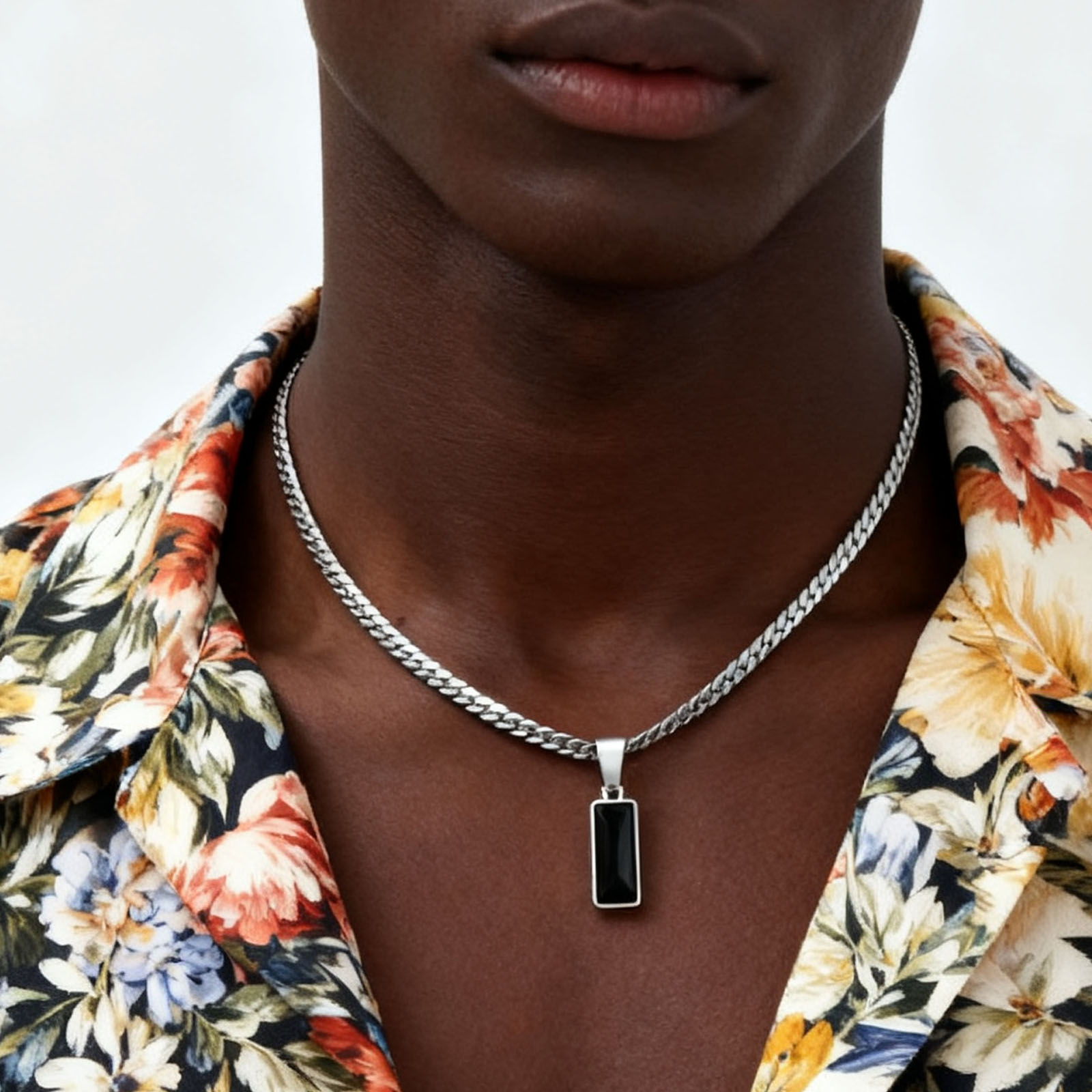 Kalung Liontin Batu Geometris  - Cuban Link Chain 12Mm ulasan dan harga